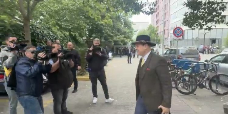 Malltezi publikon “11 gënjeshtra në një dëshmi” pas seancës në GJKKO