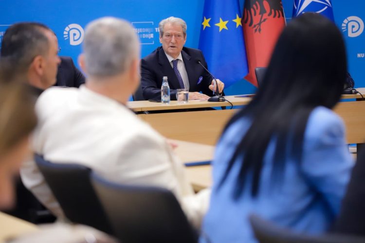 Berisha: Ne duhet të vendosim regjim fiskal mbi karburantet njësoj si Kosova dhe Maqedonia