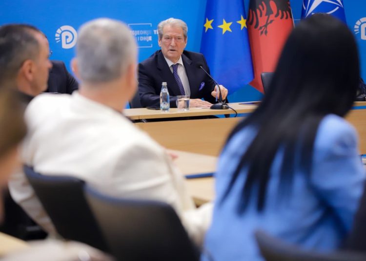 Berisha: Ne duhet të vendosim regjim fiskal mbi karburantet njësoj si Kosova dhe Maqedonia