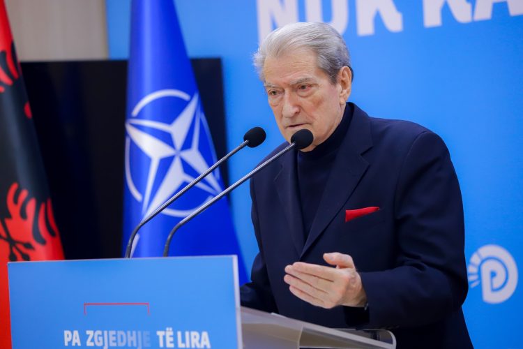 Berisha akuza ndaj Ramës: Mori pjesë në një samit të organizuar nga Aleks Soros me qëndrime anti-amerikane