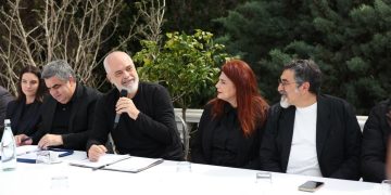 Rama me bizneset turistike në Vlorë: Projekti për Sazanin ka ndryshuar