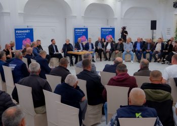 Berisha: Pensionisti merr 8 euro për dy kg domate, baxhanaku i Ramës merr 75 milionë euro!