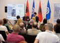 Andi Mustafaj promovon manifestin e tij ‘Luleborë’, Berisha: Është autor i një libri të jashtëzakonshëm