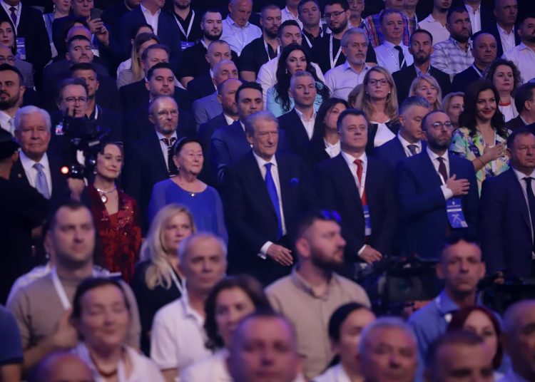 EMRAT/ Lista e plotë e kandidatëve për Këshillin e ri Kombëtar të Pd