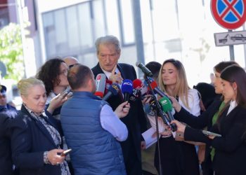 Berisha: Irena Gjoka ka marrë 3 pasaporta me mbiemra të ndryshëm