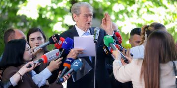 Berisha paraqitet në SPAK, një akuzë të re për Dumanin, detaje të reja për vilën