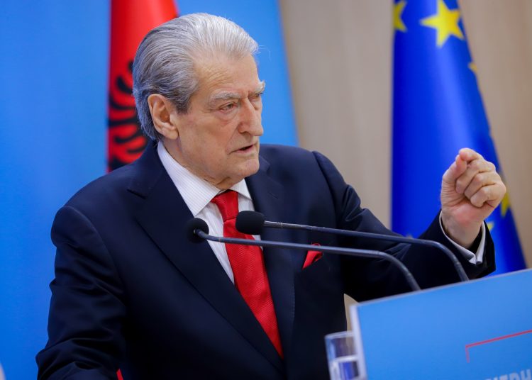 “Opozita nuk ka pushime këtë verë”