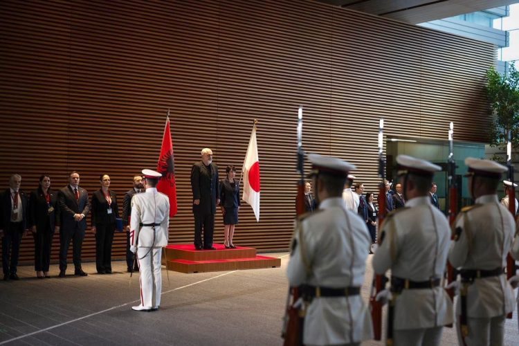 TOKIO/ Kryeministri Rama takohet me Kryeministren e Japonisë, Sanae Takaichi