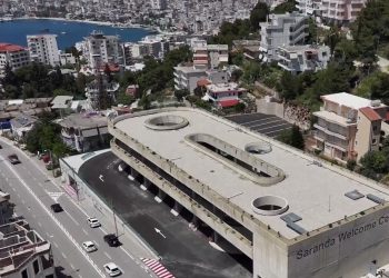 SARANDË/ Ndërtohet parkingu i parë publik në qytet. Në Tiranë a Durrës bashkia do bënte kullë