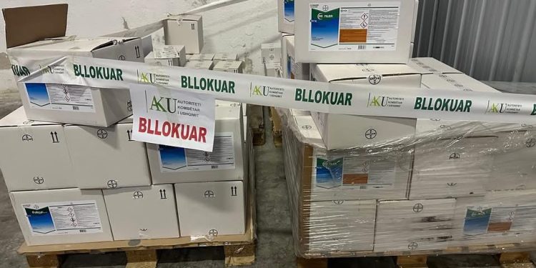 Makaronat helmuan studentët e Akademisë së Sigurisë, dy baktere të rrezikshme