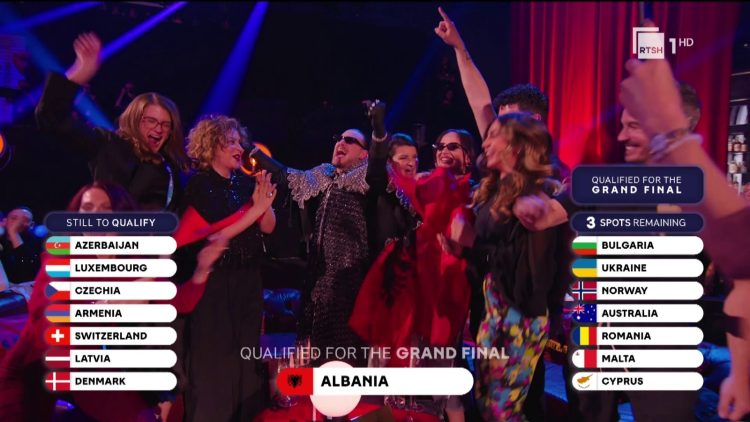 Alis kualifikon Shqipërinë në finale të Eurovision. Mund ta votoni deri në 10 herë