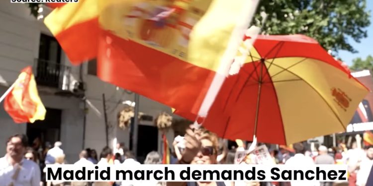 Protesta masive në Madrid kundër Pedro Sanchez: Socialistë mafiozë!