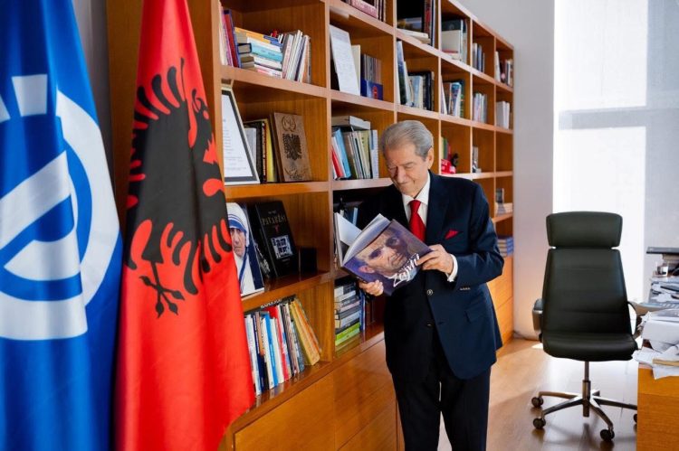Berisha reagon ndaj kritikëve për zgjedhje me një kandidat: Forma më demokratike, PS nuk zgjedh prej 17 vitesh