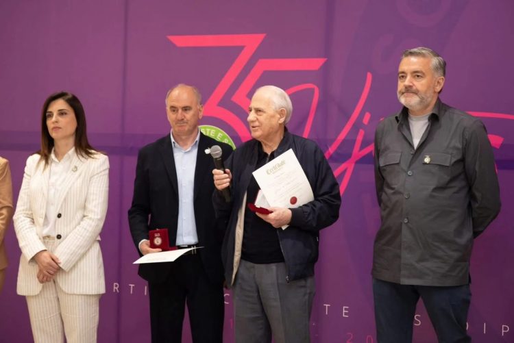 Trondit dekorata e Ramës për Bardhyl Agasin, babain e Ergysit