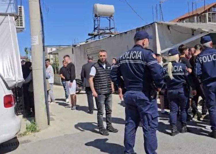 Shoferi që bëri aksidentin në Durrës, nën efektin e alkoolit 10 gjoba për shkelje rrugore