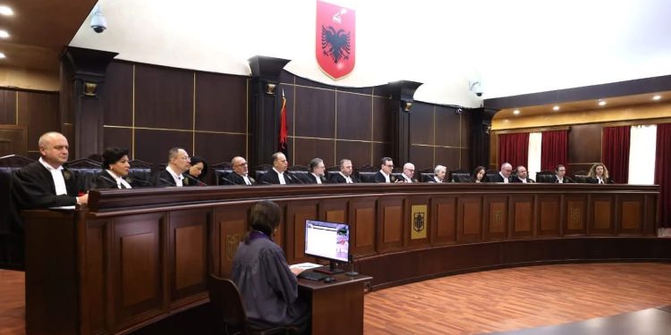 Gjykata e Lartë e ndryshon praktikën për “arrestin në burg”, indirekt përfitojnë ata me akuza korrupsioni