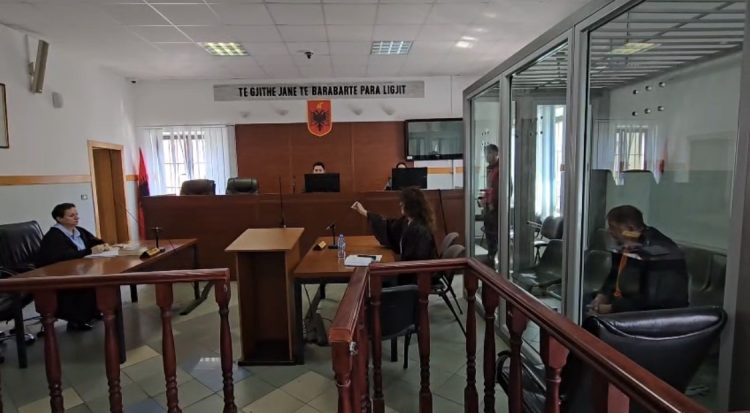 DURRËS/ Jepet masa e sigurisë për Nikoll Radaçin, ‘bishën’ e Kënetës