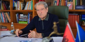 Berisha: Salianji e shiti veten në burg, u birësua nga Pëllumb Gjoka dhe Oltion Bistri