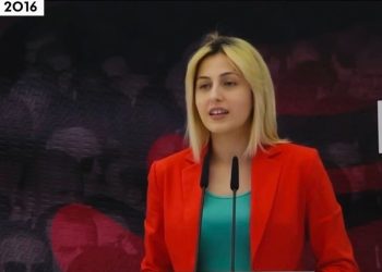 Ina Zhupa risjell denoncimet për stadiumin Arena Kombëtare: Drejtësia do vihet në vend një ditë!