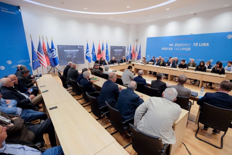 “490 mijë pensionistë marrin pension të pjesshëm, bëjnë një jetë më të vështirë se në socializëm”