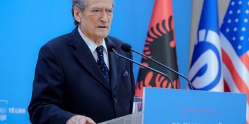 Berisha për protestën para Kryeministrisë: Respektojmë plotësisht të drejtën e qytetarëve për të protestuar
