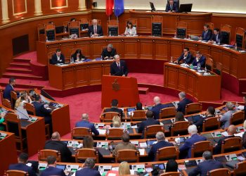 Berisha: Kombinim i dy shërbimeve sekrete Tiranë-Beograd kundër protestuesve të rinj