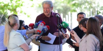 Berisha: Rama po përgatit arratisjen e Lubisë në një shtet tjetër