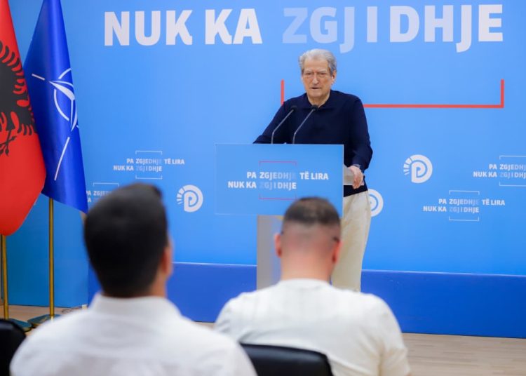 Berisha: Rama të heqë dorë nga antimitingjet. Ndërkombëtarët të mbështesin protestën