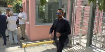 Deputeti socialist Kelvis Jahaj paraqitet në SPAK, Balluku e kishte në rrethin e vet