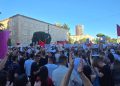Mijëra qytetarë protestojnë në Tiranë në ditën e 8-të, kërkojnë dorëheqjen e Ramës