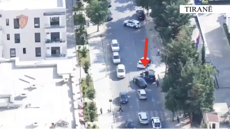 VIDEO/ Trafikonin armë dhe lëndë plasëse: 4 të arrestuar, 2 në kërkim