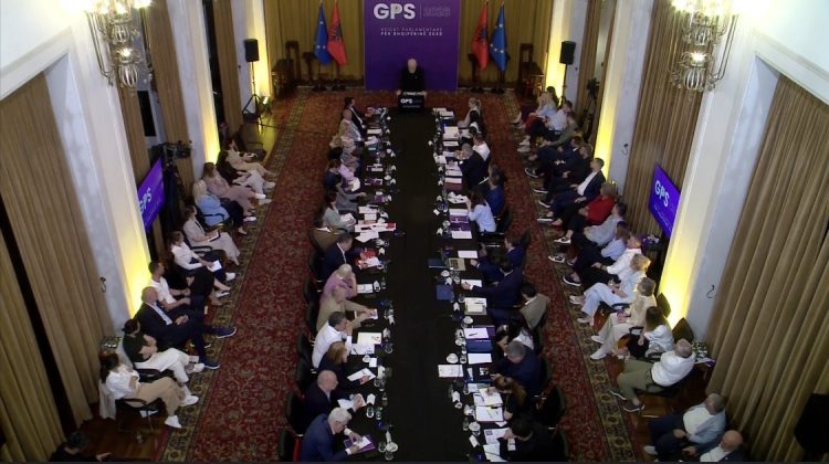 Rama sulmon sërish protestën: Është pasoja e algoritmit dhe jo keqqeverisjes