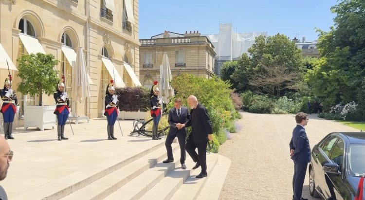Rama në Paris, ftesë nga Macron për një drekë në Elysee