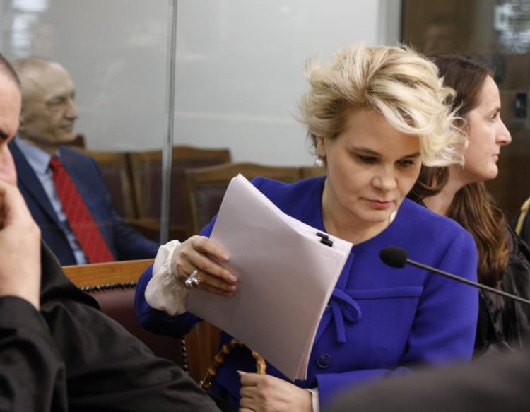 Tensione në GJKKO mes Metës dhe Kryemadhit, gjykata ndërhyn pas debatit në sallë