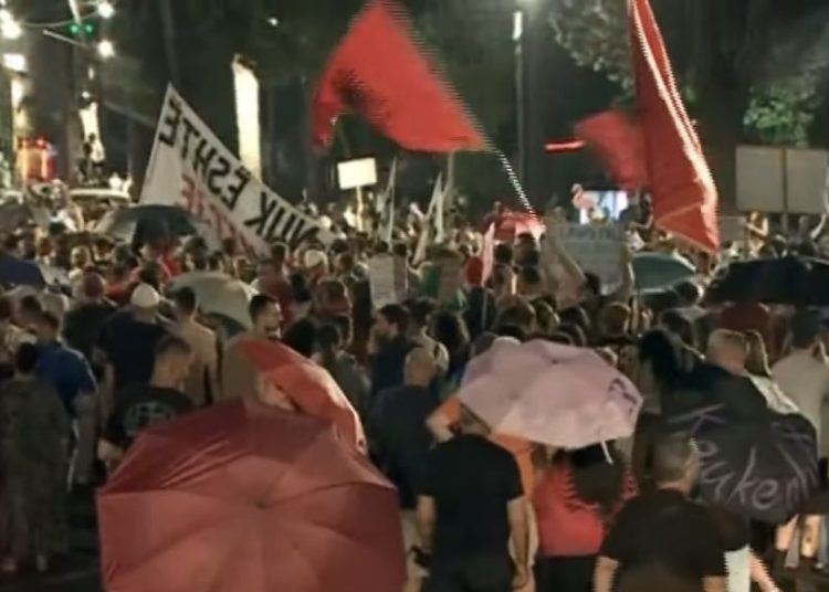 Të shtunën, tjetër protestë masive për largimin e Ramës