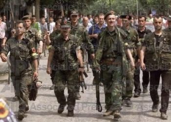Publikimi i Ballës, reagim i ashpër nga vajza dhe vëllai i Tahir Sinanit, Rugova: Balla fyen emrin dhe gjakun e babait