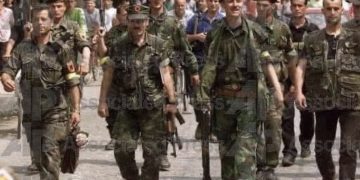 Publikimi i Ballës, reagim i ashpër nga vajza dhe vëllai i Tahir Sinanit, Rugova: Balla fyen emrin dhe gjakun e babait