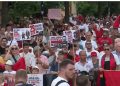 DITA 29/ Protestuesi Kola: Rama duhet të shkojë në burg, t’i konfiskohet pasuria