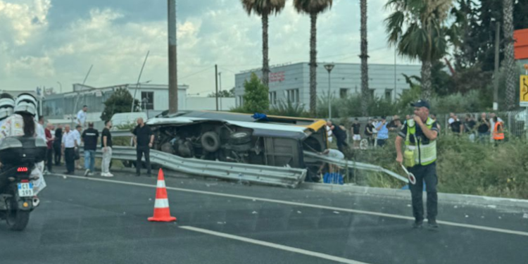 Aksident i rëndë në autostradën Tiranë-Durrës, dy persona humbin jetën