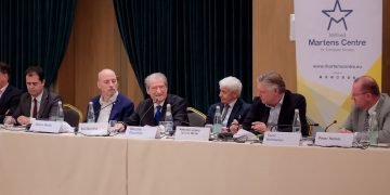 Berisha në tryezën e Martens Centre: Mbyllja e syrit nuk ka qenë neutralitet por bashkëfajësi pasive
