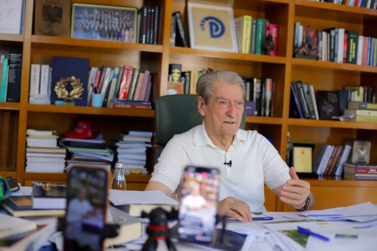 Berisha: Kjo protestë rinore e ka nxjerrë Edi Ramën lakuriq, armik të rinisë së kombit të tij