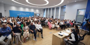 Debate në mbledhjen e Këshillit Kombëtar të PD-së, Kuçana dhe Hoxha kërkojnë rezolutë dhe proces transparent