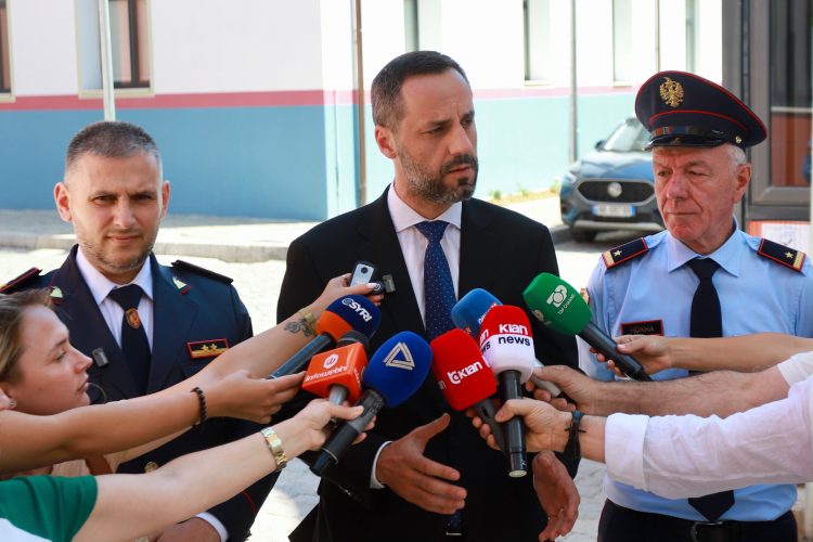 Ministri Lamallari premton vijimin e dhunës policore: Do të ushtrojë atributet që i jep ligji