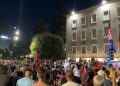 DITA 43/ Qytetarët para Kryeministrisë, kërkojnë dorëheqjen e Ramës