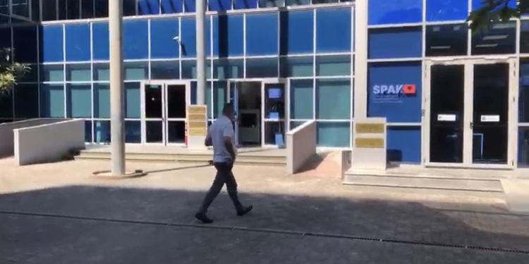 Biznesmeni Eral Myftaraj paraqitet në SPAK