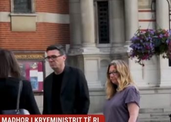 Burnham bën njoftimin e parë të madh si kryeministër, heq TVSH-në nga faturat e energjisë