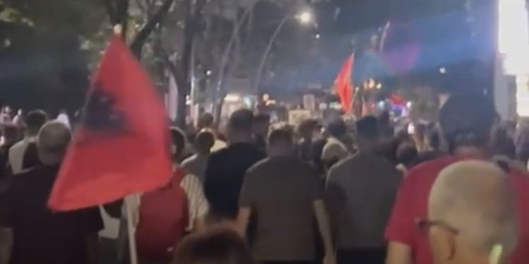 DITA 55/ Ramës nuk i besojmë më, deputetët nuk na përfaqësojnë