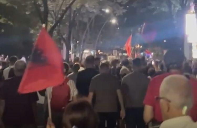 DITA 55/ Ramës nuk i besojmë më, deputetët nuk na përfaqësojnë