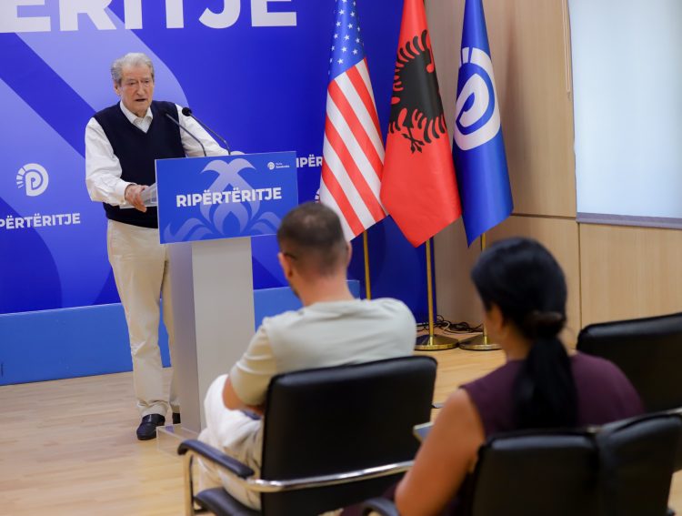 Berisha alibi për shtatzaninë e zv/kryeministres: Qytetari dixhital më informon se në SPAK po ndërtohet një mini-maternitet