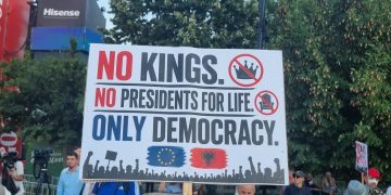 SAMI NEZA/ Pse asnjë gabim në protestë nuk favorizon Ramën